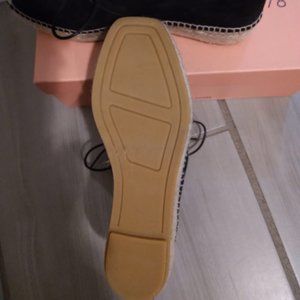 Gaimo Espandrille Suede lace-up Booties, size 6